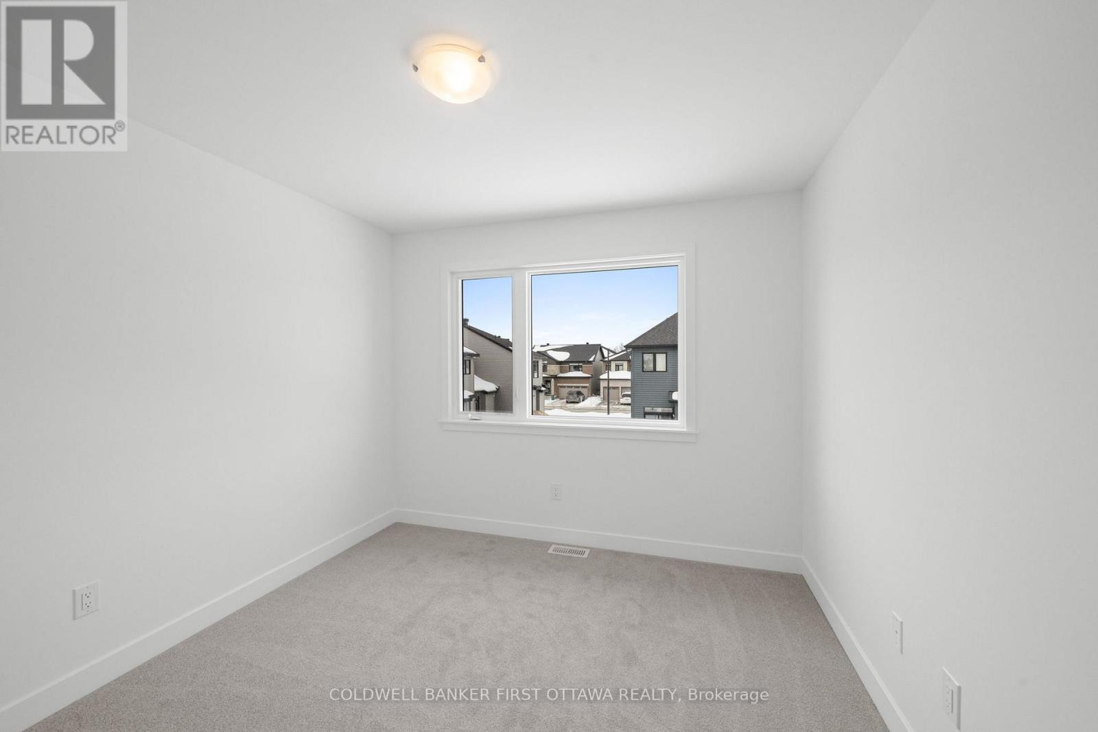 461 Shuttleworth Drive, Ottawa, ON - Indoor Photo Showing Other Room