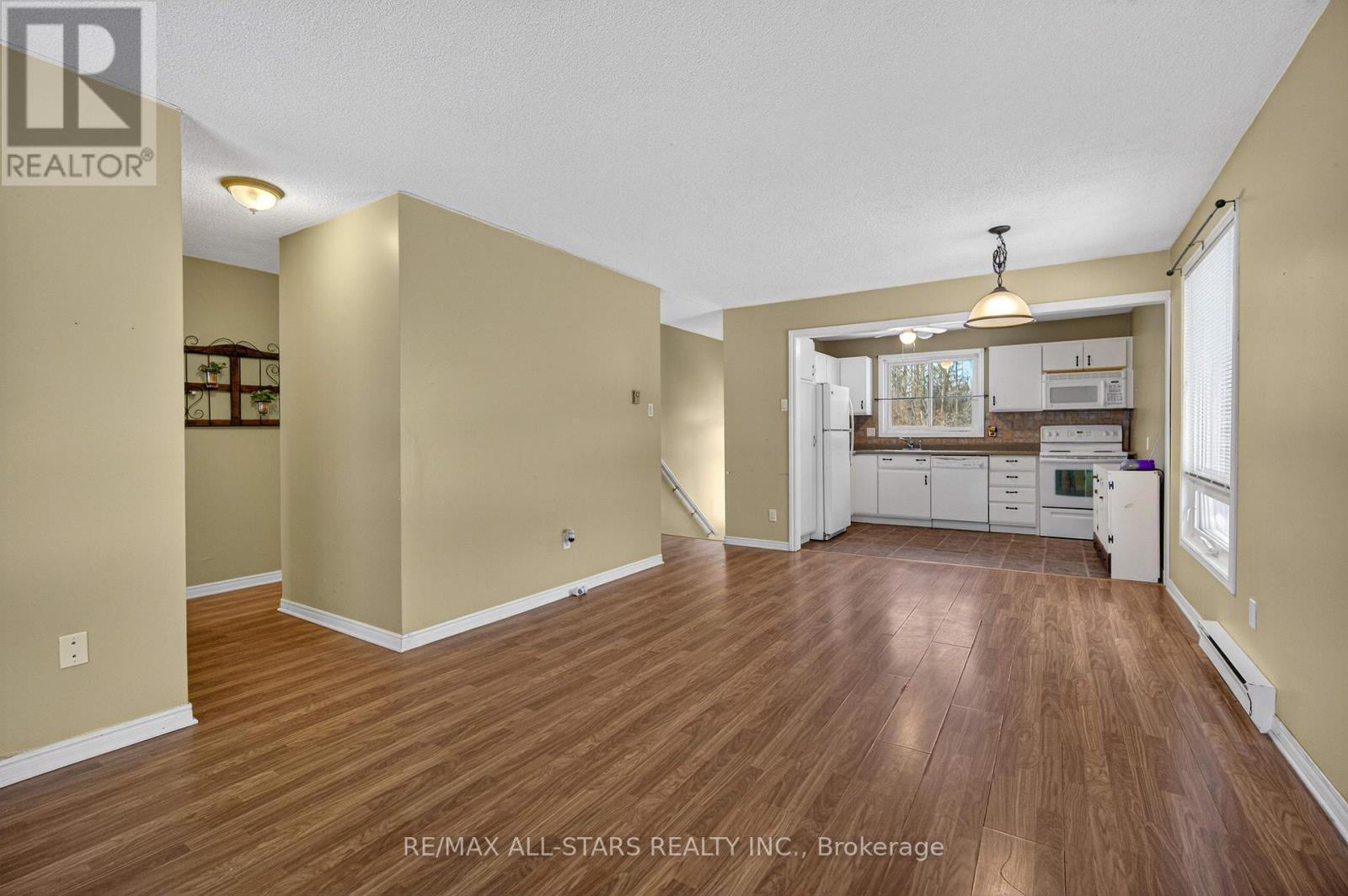 A - 105 Rita Crescent, Kawartha Lakes (Omemee), ON - Indoor