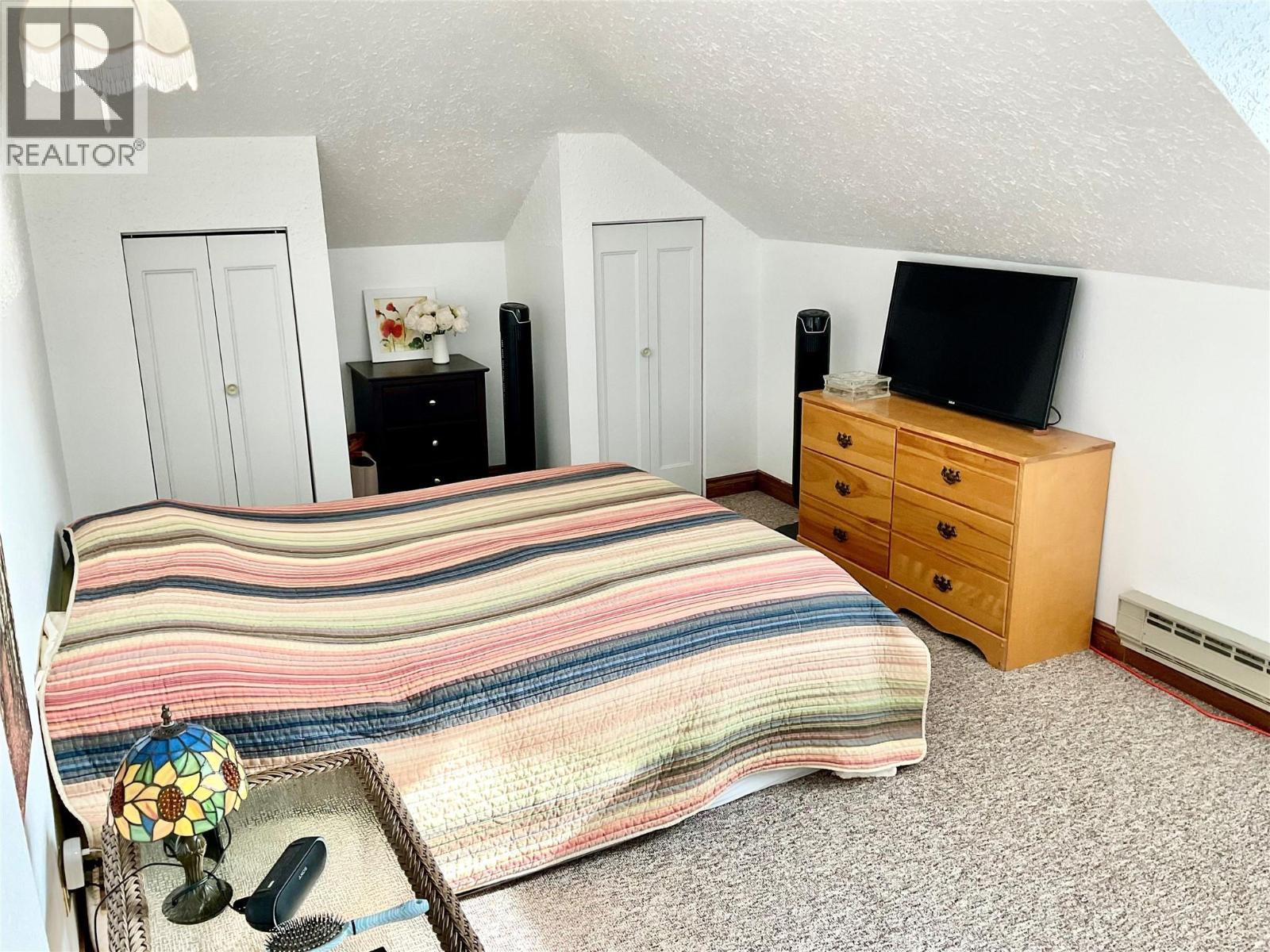 601 Government Avenue N, Greenwood, BC - Indoor Photo Showing Bedroom