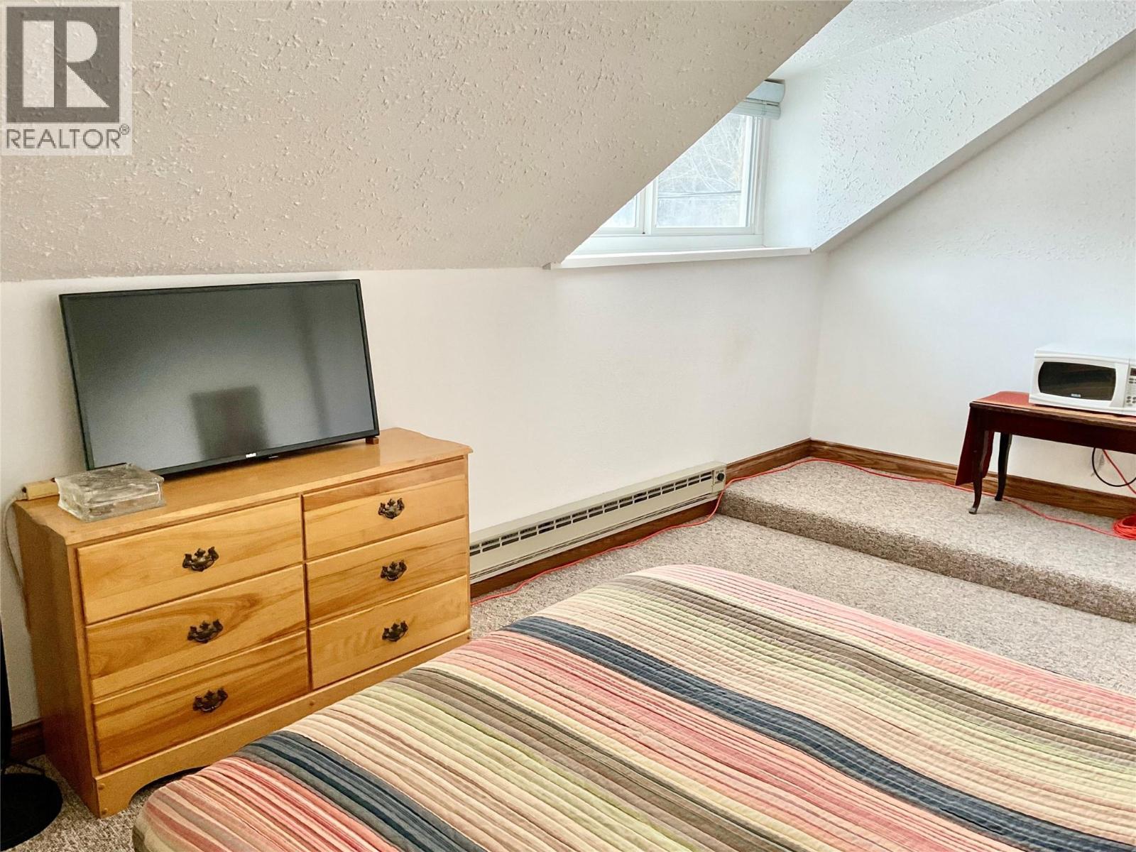 601 Government Avenue N, Greenwood, BC - Indoor