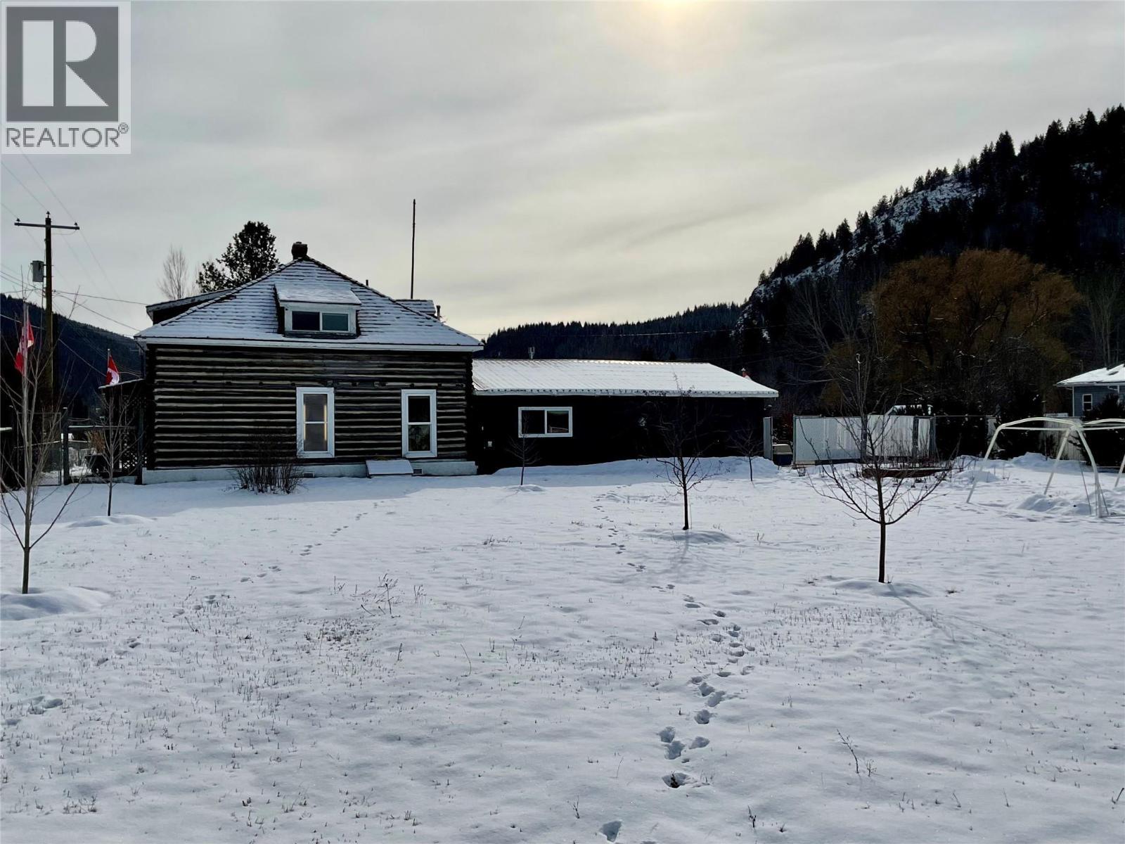 601 Government Avenue N, Greenwood, BC - Outdoor