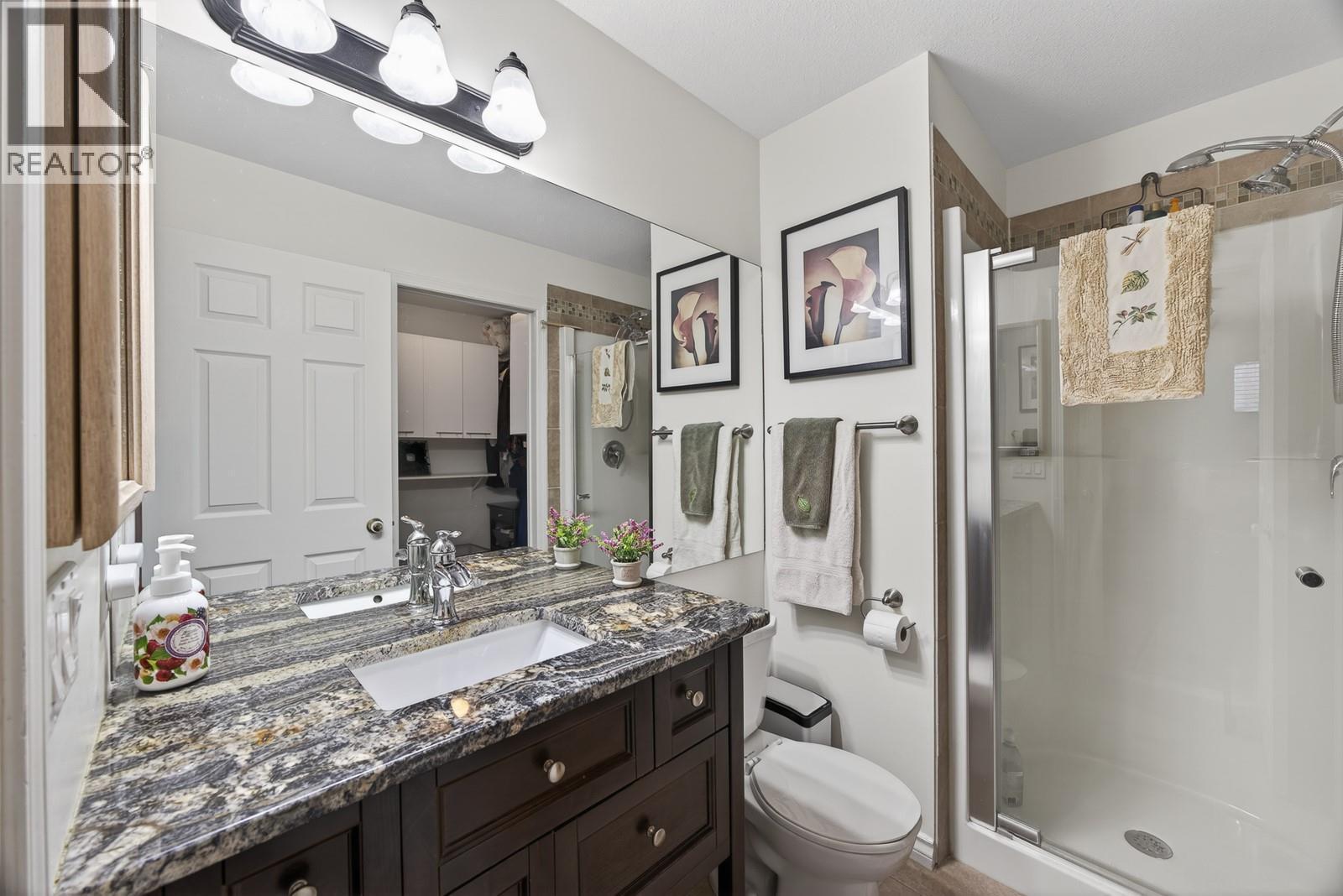 4630 Ponderosa Drive Unit# 112, Peachland, BC - Indoor Photo Showing Bathroom