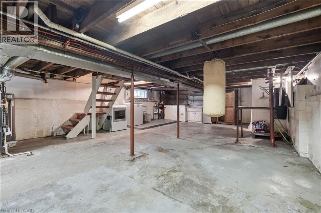 251 Brucedale Avenue E, Hamilton, ON - Indoor Photo Showing Basement
