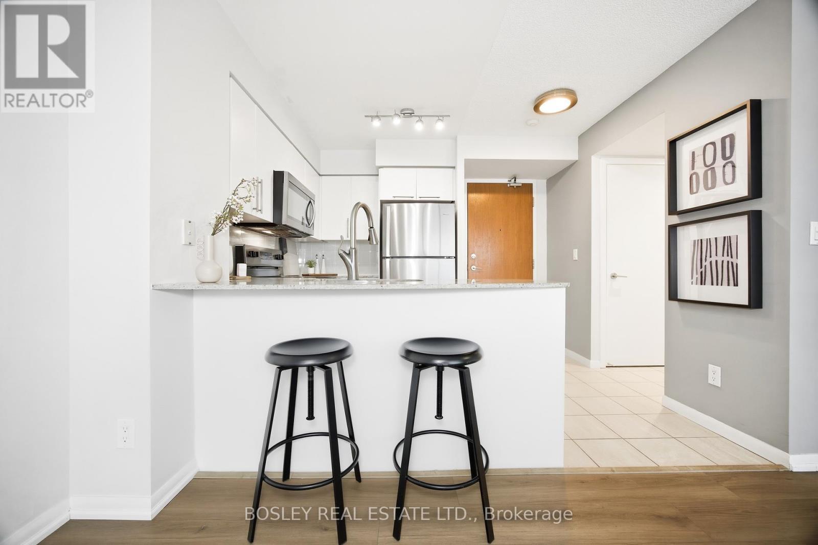 1602 - 219 Fort York Boulevard, Toronto, ON - Photo Showing Other Room