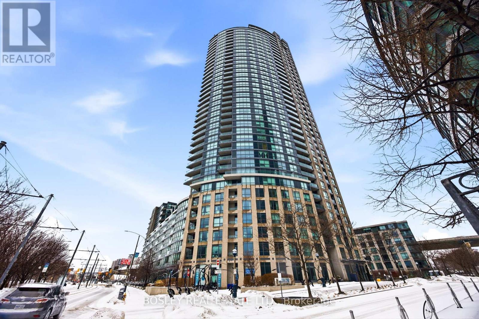 1602 - 219 Fort York Boulevard, Toronto, ON - Outdoor With Facade