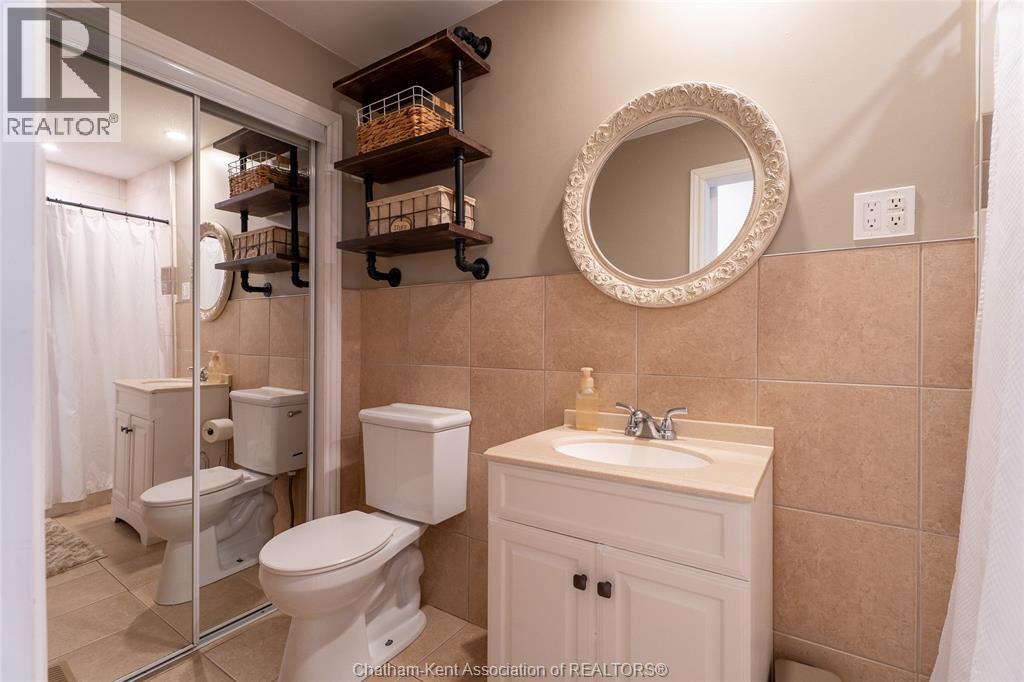 950 North Street, Dresden, ON - Indoor Photo Showing Bathroom