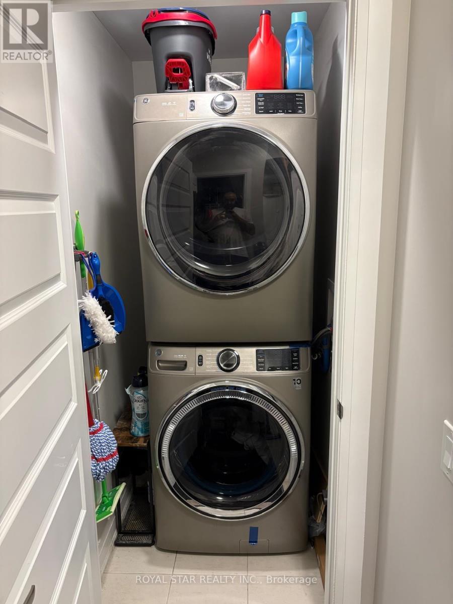 313 - 50 Kaitting Trail, Oakville, ON