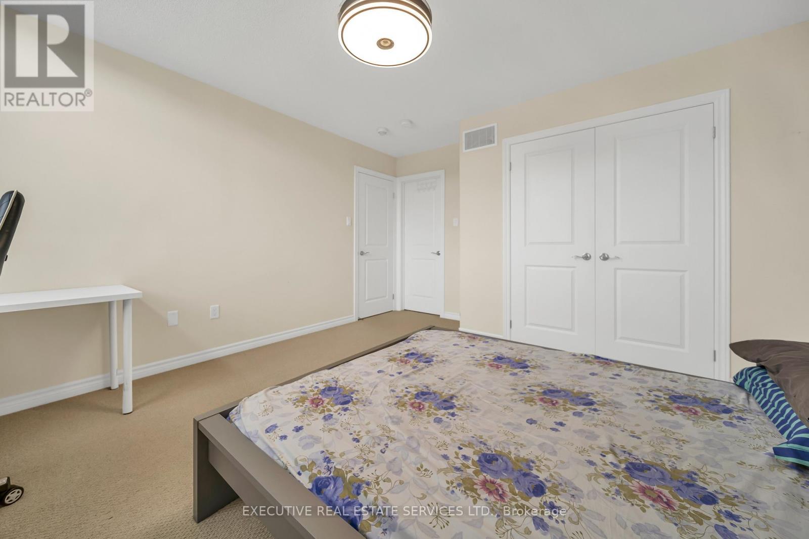 13 Masken Circle, Brampton, ON - Indoor Photo Showing Other Room