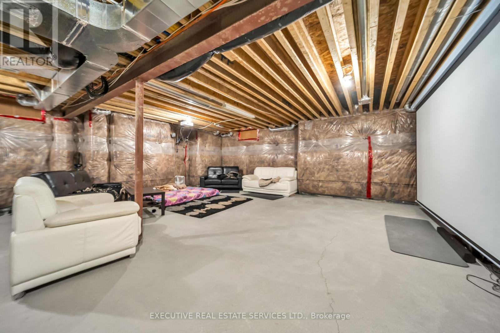13 Masken Circle, Brampton, ON - Indoor Photo Showing Basement