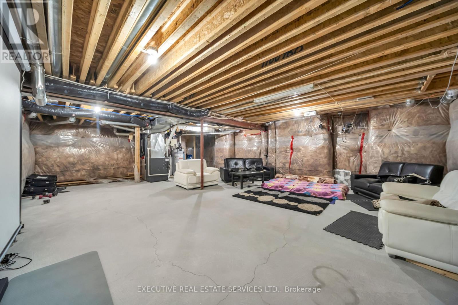 13 Masken Circle, Brampton, ON - Indoor Photo Showing Basement