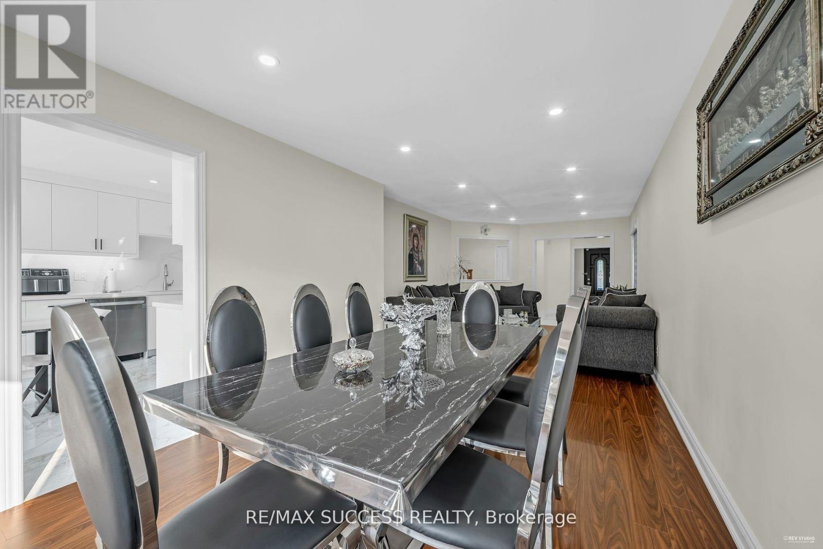 63 Blue Spruce Street, Brampton, ON - Indoor Photo Showing Dining Room