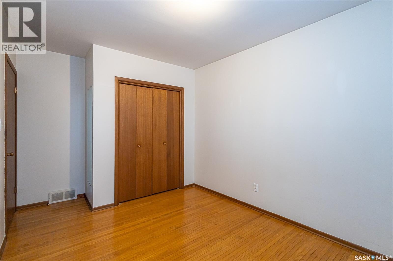 318 Montreal Avenue N, Saskatoon, SK - Indoor Photo Showing Other Room