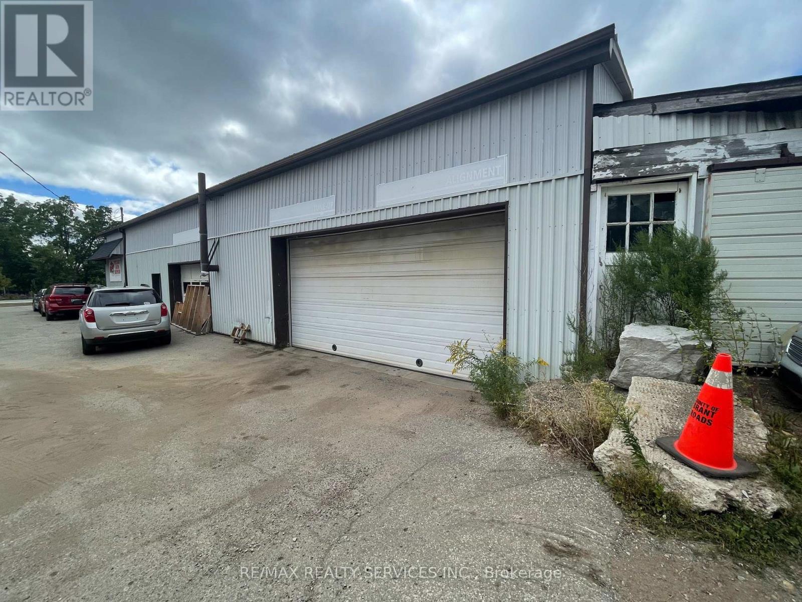 3-5 Beverly Street W, Brant, ON