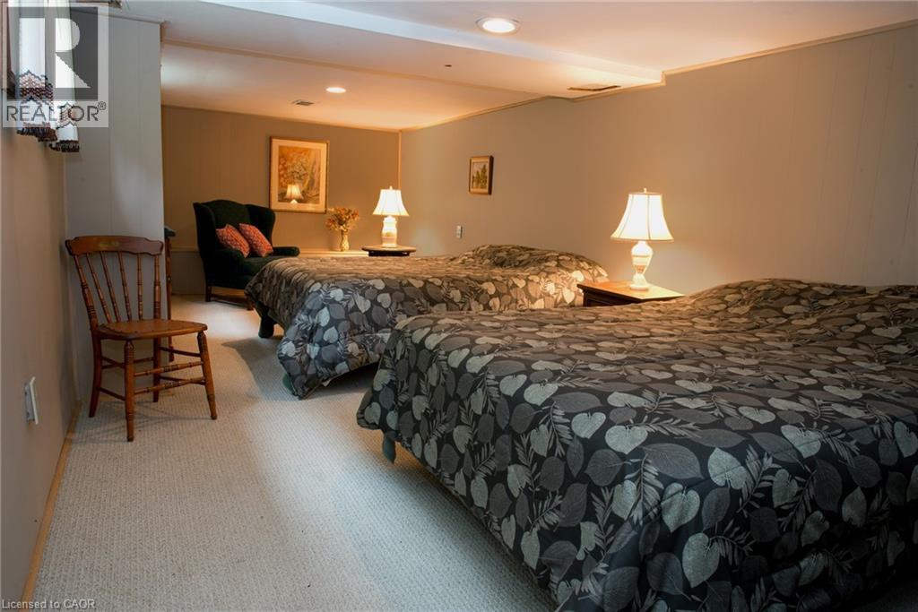 74 Wanita Road, Mississauga, ON - Indoor Photo Showing Bedroom