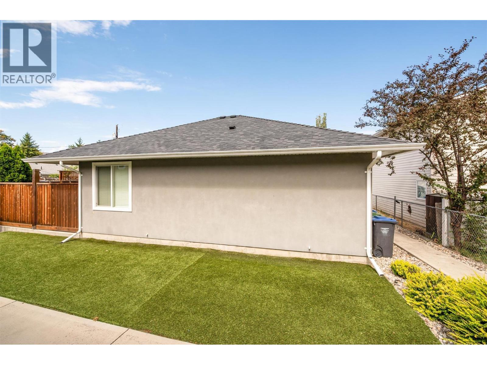 620 - 622 Birch Avenue, Kelowna, BC - Outdoor