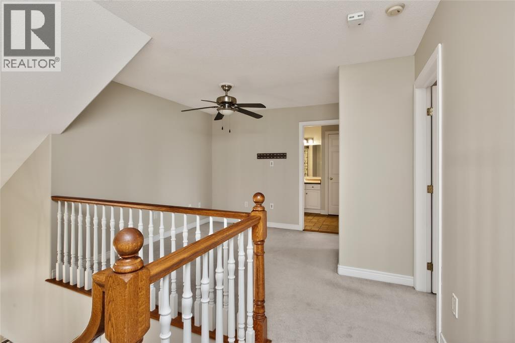 2016 Thelma Avenue, Sarnia, ON - Indoor Photo Showing Other Room