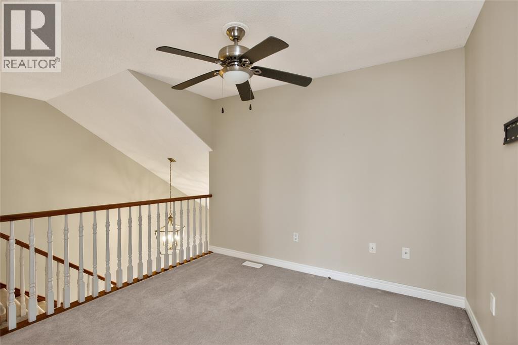 2016 Thelma Avenue, Sarnia, ON - Indoor Photo Showing Other Room