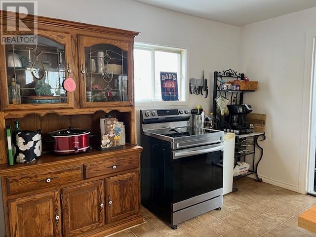 32 Main Street, St. Charles, ON - Indoor Photo Showing Other Room