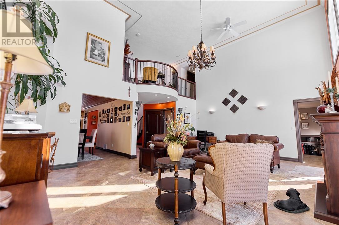 333 Garson Coniston Road, Garson, ON - Indoor