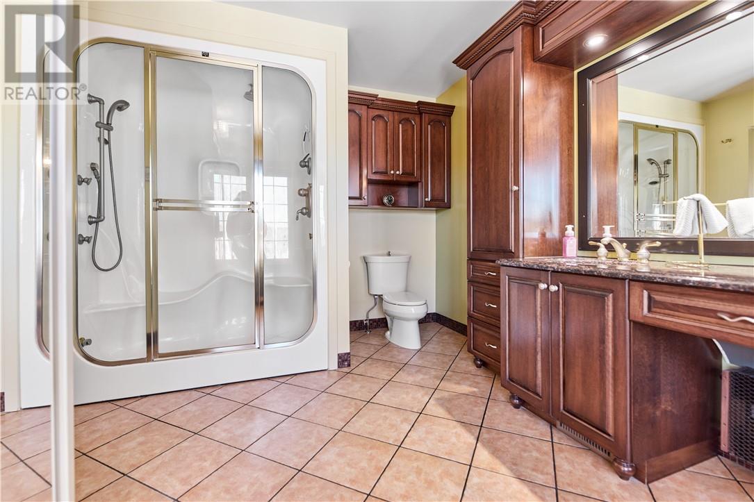 333 Garson Coniston Road, Garson, ON - Indoor Photo Showing Bathroom