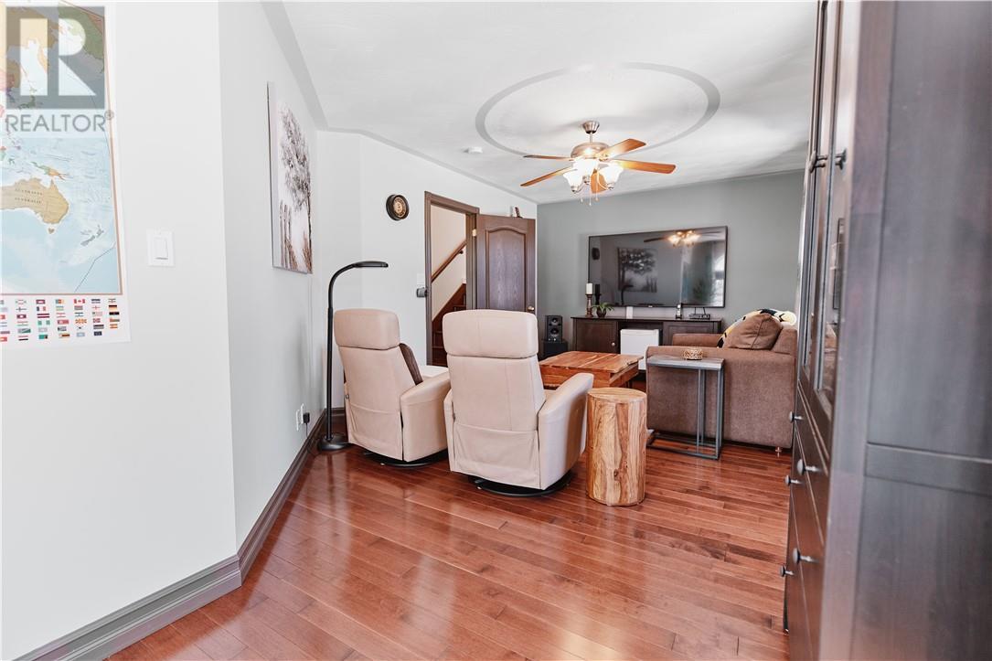 333 Garson Coniston Road, Garson, ON - Indoor