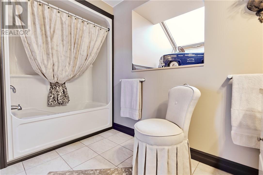 333 Garson Coniston Road, Garson, ON - Indoor Photo Showing Bathroom