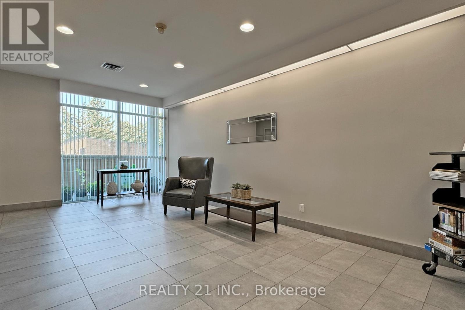 607 - 1665 Pickering Parkway, Pickering, ON - Indoor Photo Showing Other Room