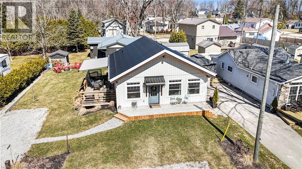 7 Pellum Street, Turkey Point, ON - Outdoor