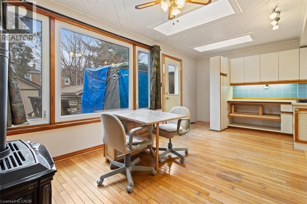 28 Glendale Avenue S, Hamilton, ON - Indoor