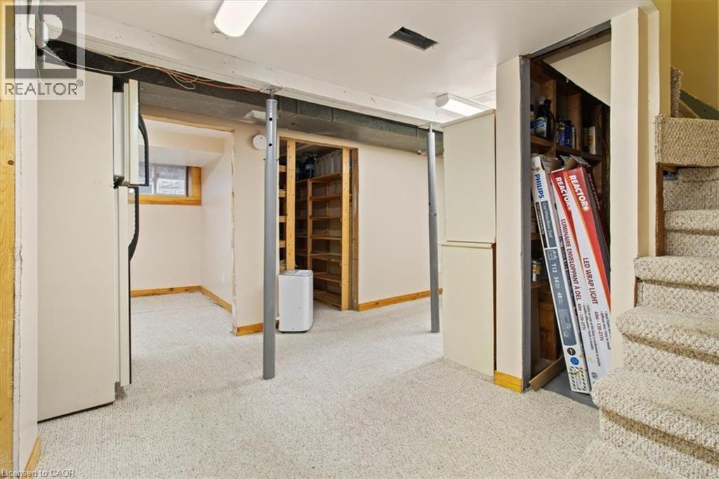 28 Glendale Avenue S, Hamilton, ON - Indoor Photo Showing Basement