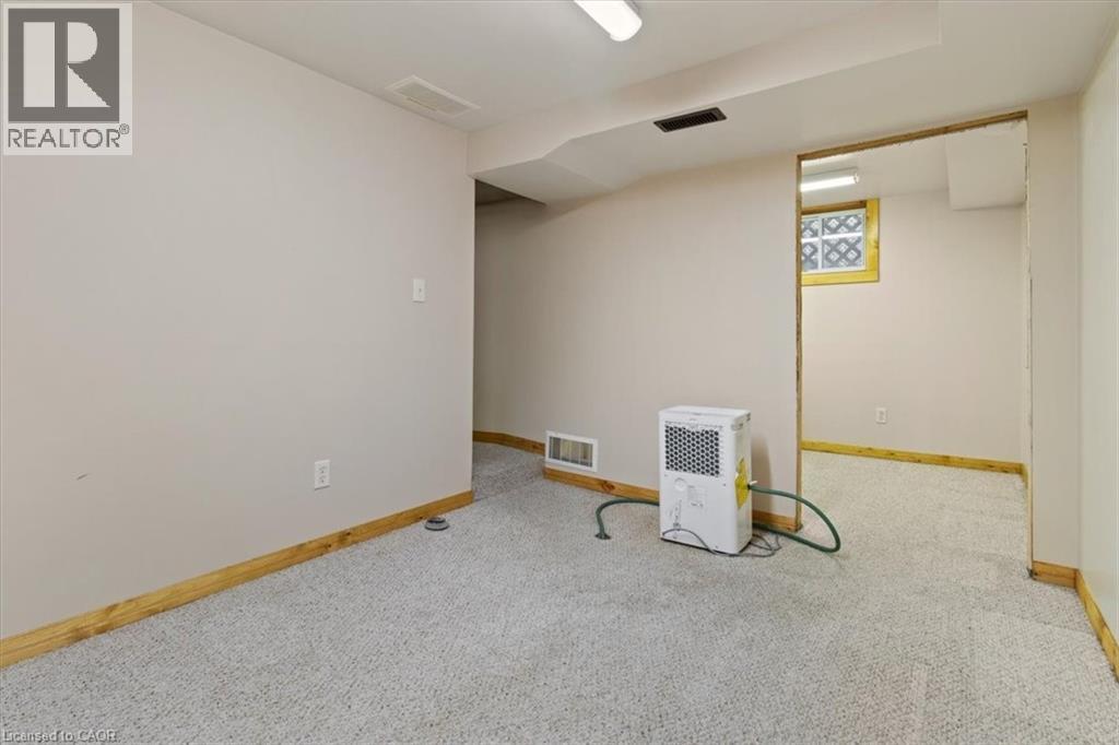 28 Glendale Avenue S, Hamilton, ON - Indoor