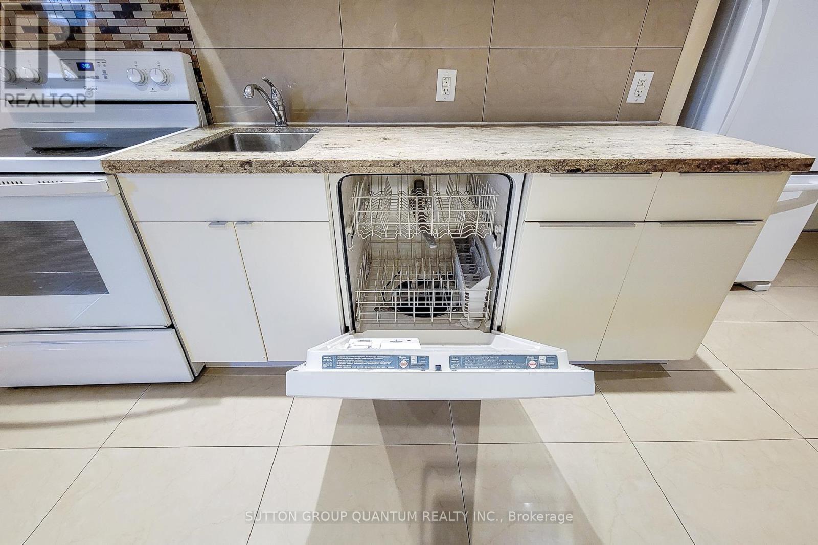 Dishwasher - #Lower - 1333 Epton Crescent, Mississauga, ON - Indoor Photo Showing Kitchen