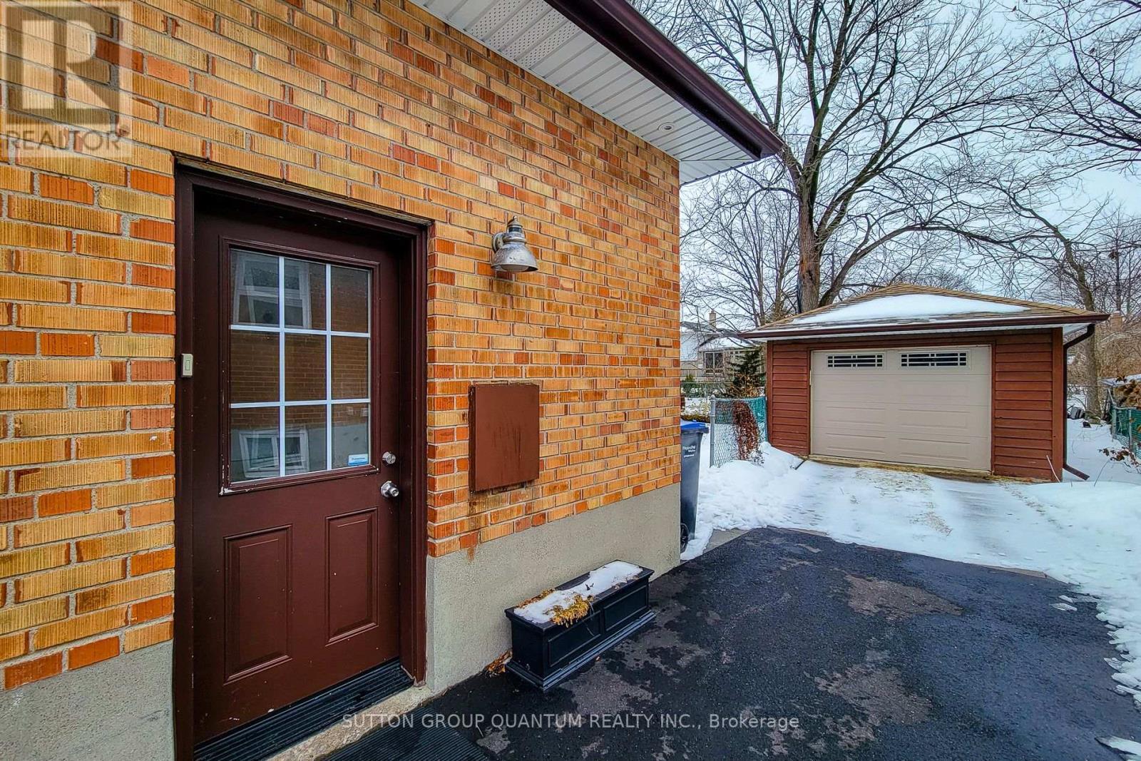 #Lower - 1333 Epton Crescent, Mississauga, ON - Outdoor With Exterior