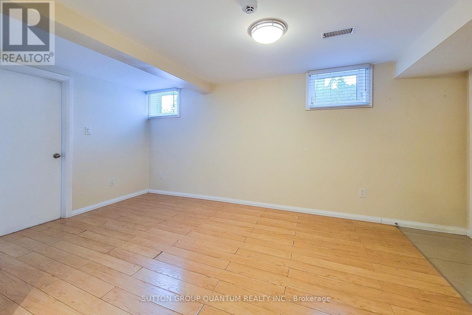 Living Room - #Lower - 1333 Epton Crescent, Mississauga, ON - Indoor