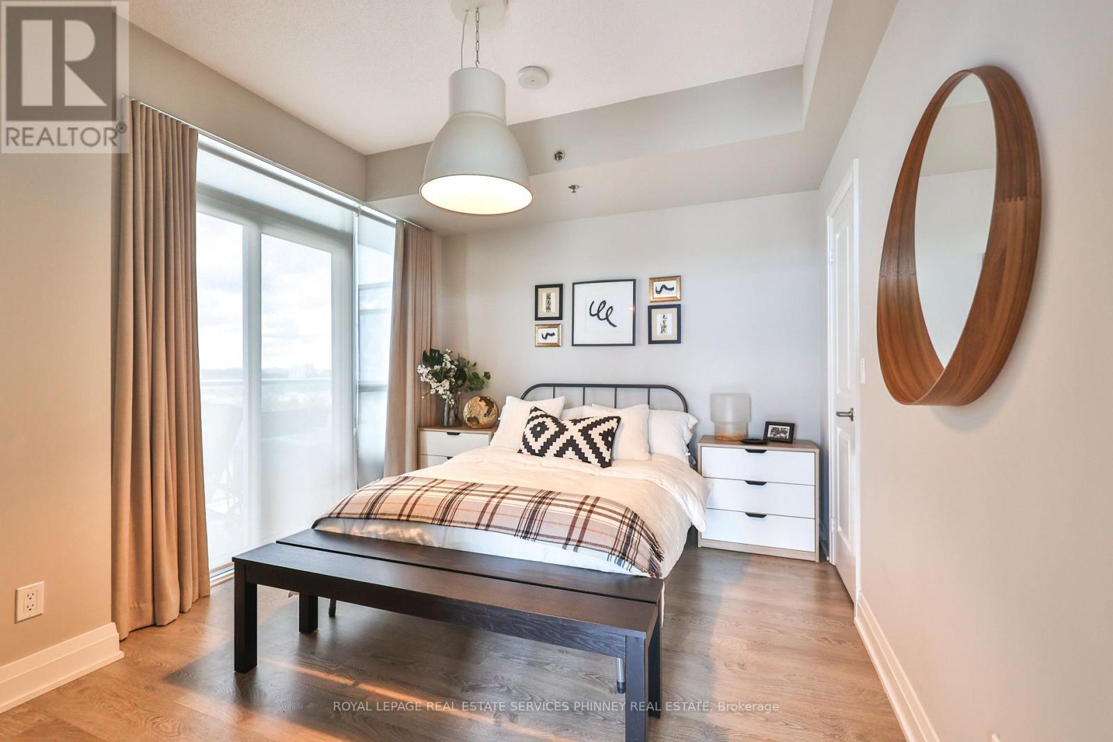 1709 - 55 Speers Road, Oakville, ON - Indoor Photo Showing Bedroom