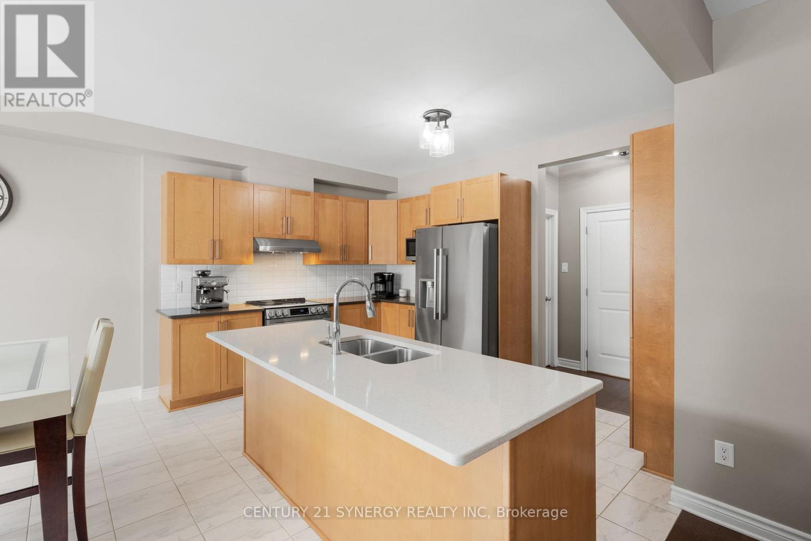 53 Boddington Street, Ottawa, ON - Indoor Photo Showing Kitchen With Double Sink