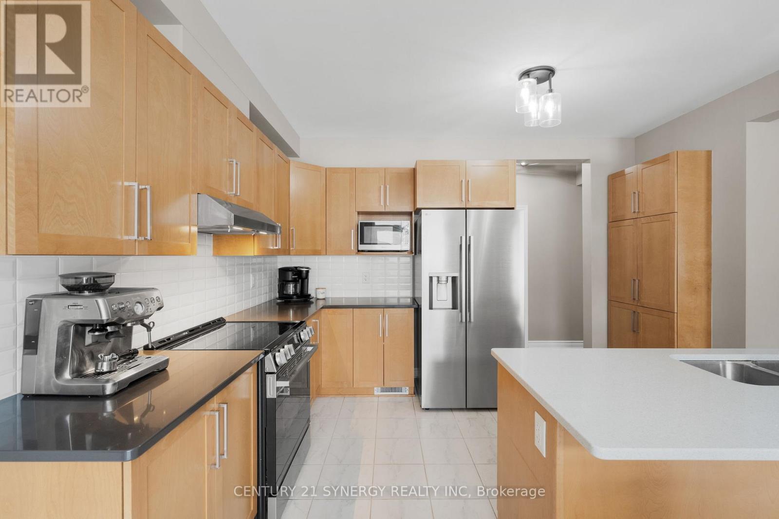 53 Boddington Street, Ottawa, ON - Indoor Photo Showing Kitchen
