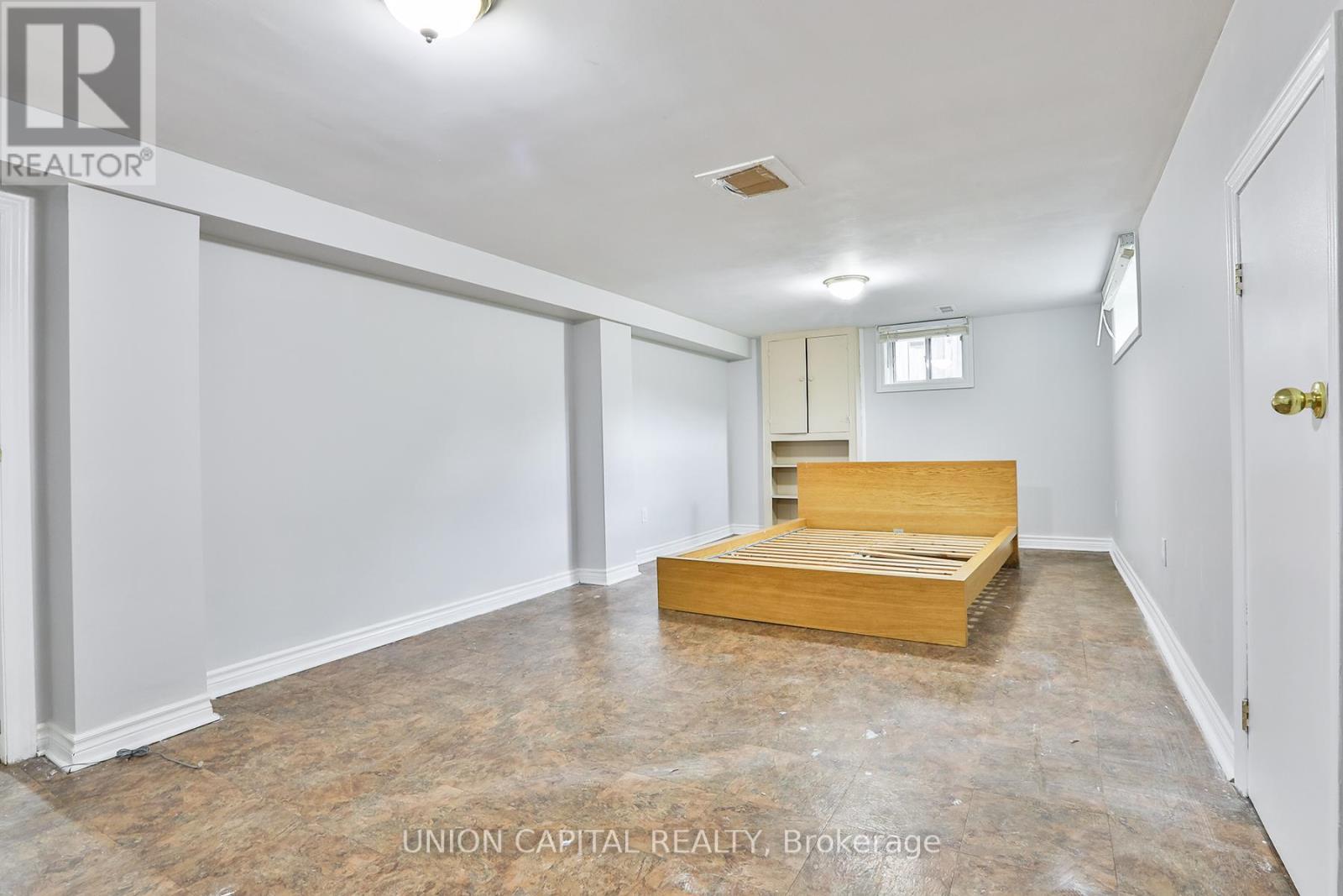 38 Claver Avenue, Toronto, ON - Indoor Photo Showing Other Room