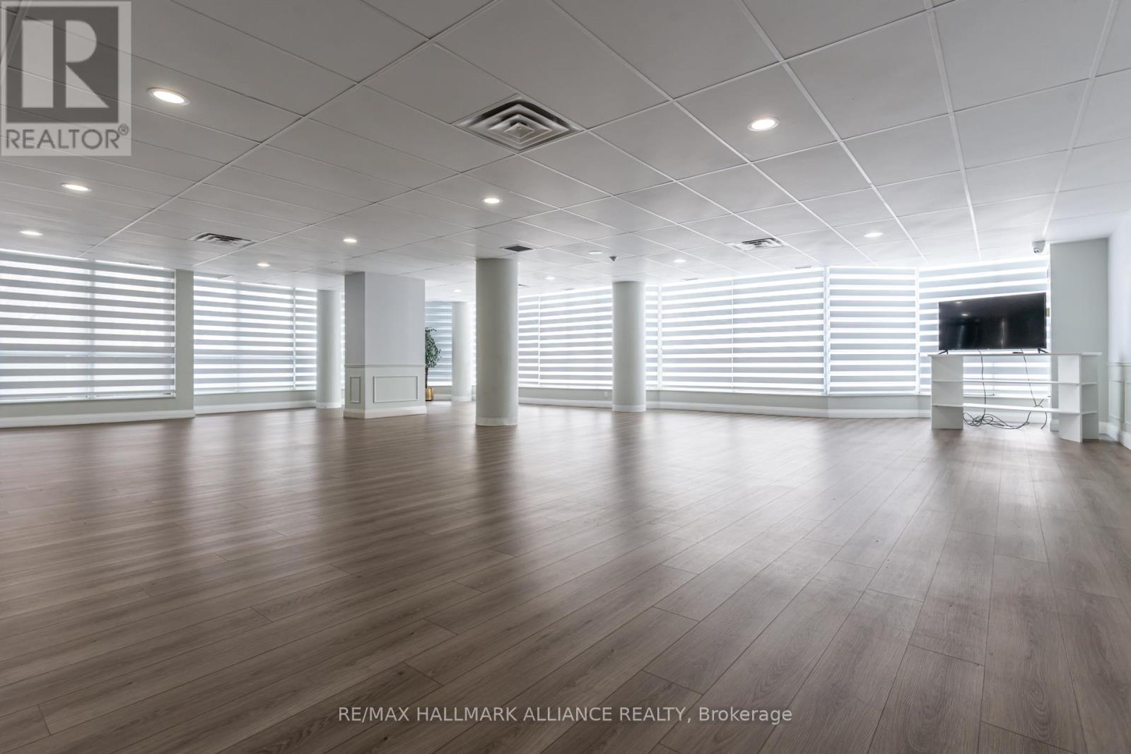 707 - 3 Rowntree Road, Toronto, ON - Indoor