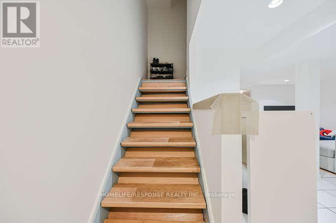 6103 Prairie Circle, Mississauga, ON - Indoor Photo Showing Other Room