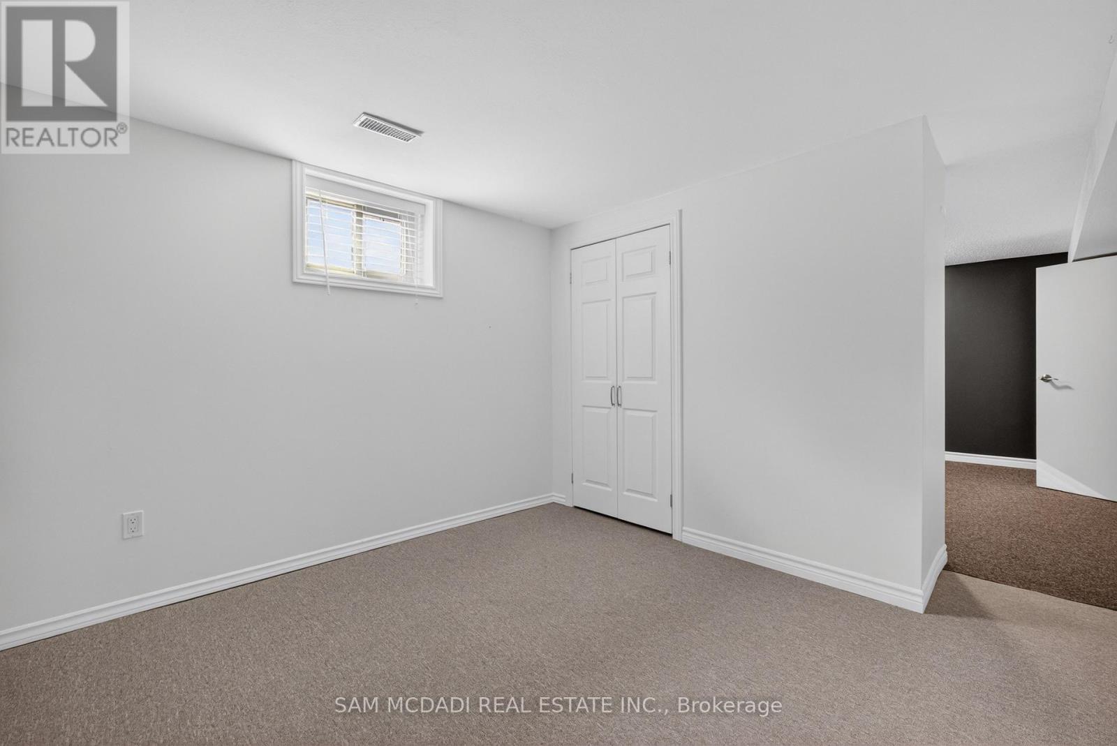 1655 Springwell Avenue, Mississauga, ON - Indoor Photo Showing Other Room