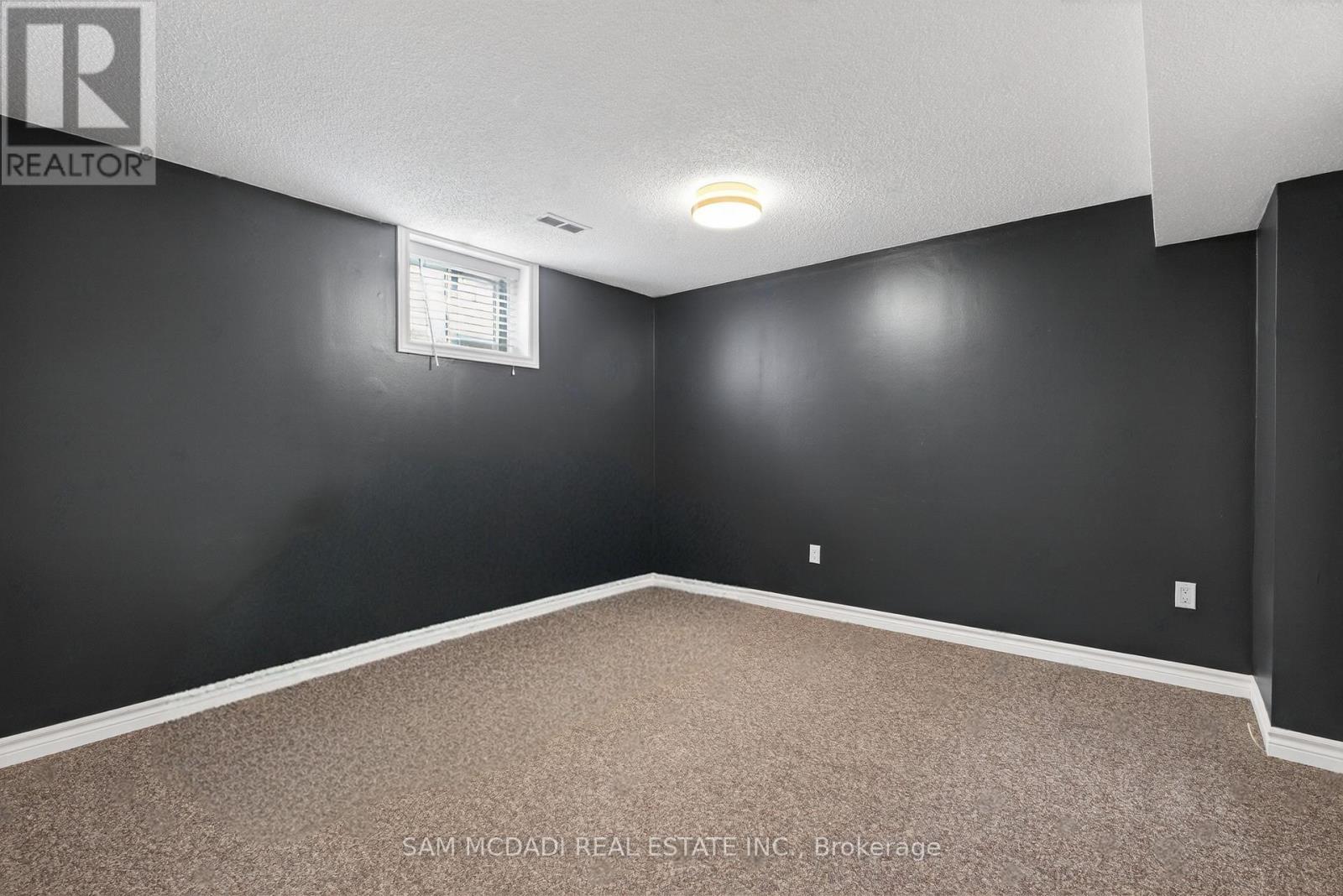 1655 Springwell Avenue, Mississauga, ON - Indoor Photo Showing Other Room