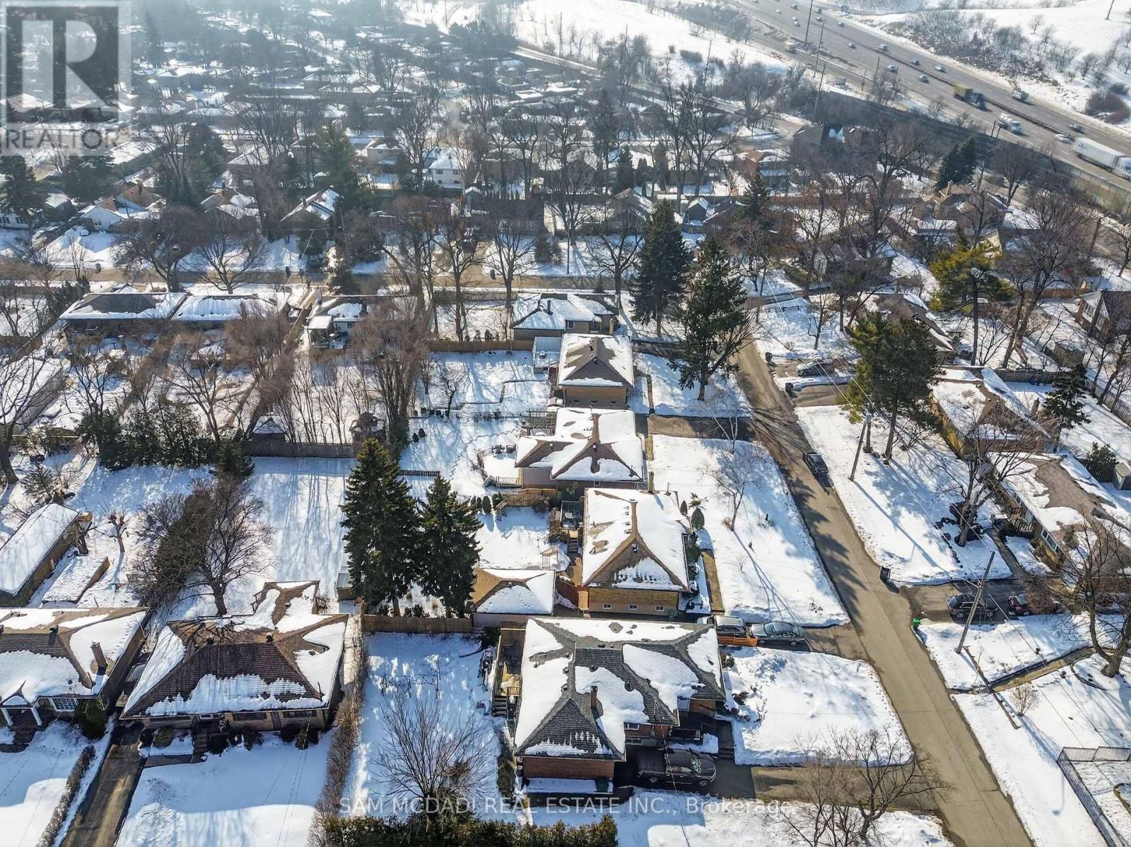 1655 Springwell Avenue, Mississauga, ON - Outdoor With View