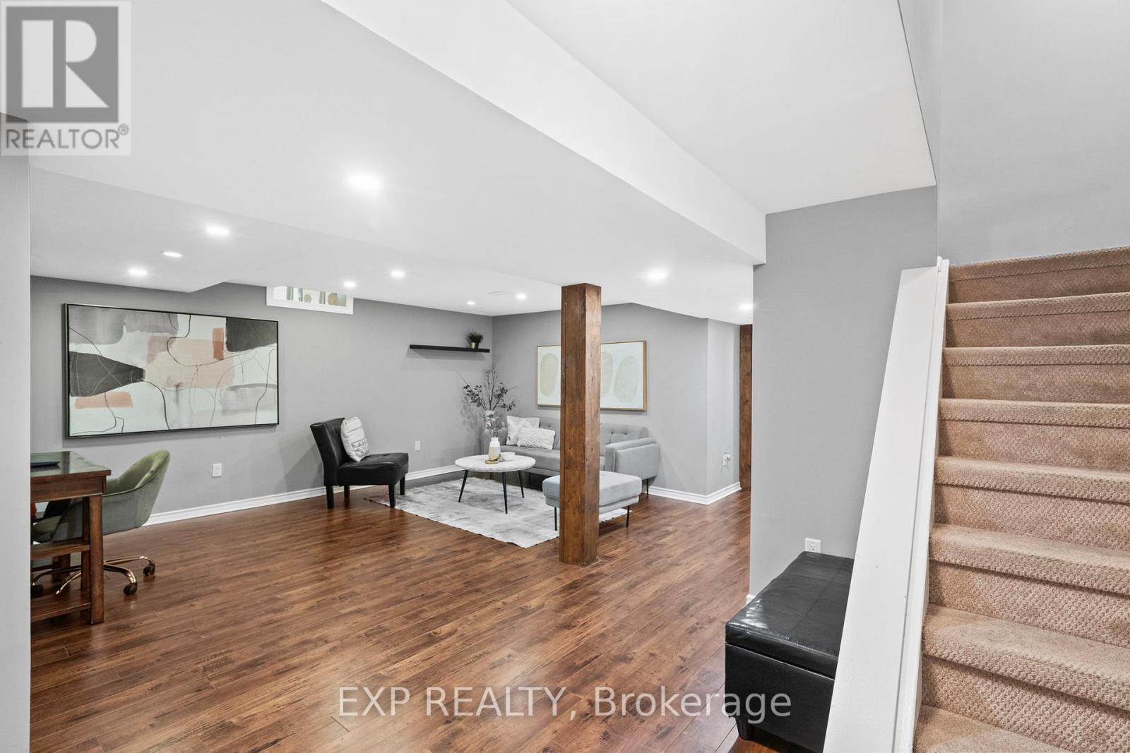 3005 Olympus Mews, Mississauga, ON - Indoor Photo Showing Other Room