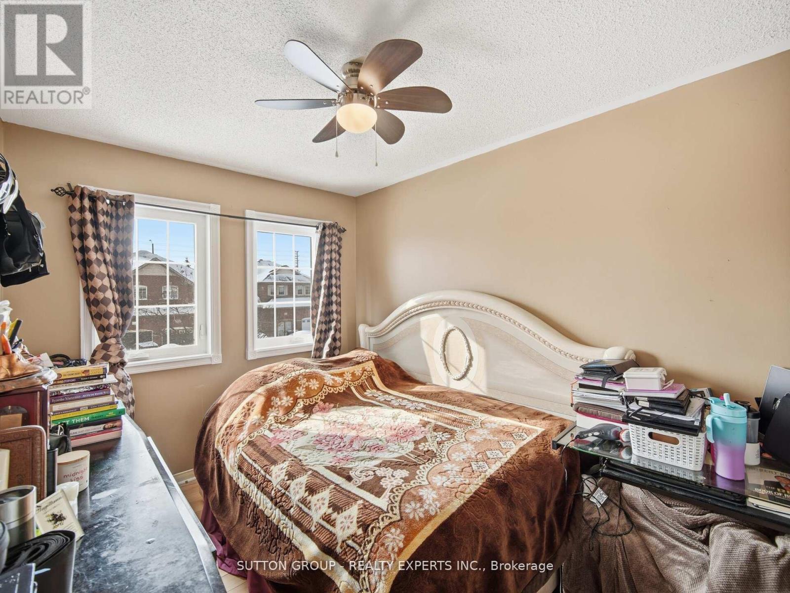 45 Ridgefield Court, Brampton, ON - Indoor