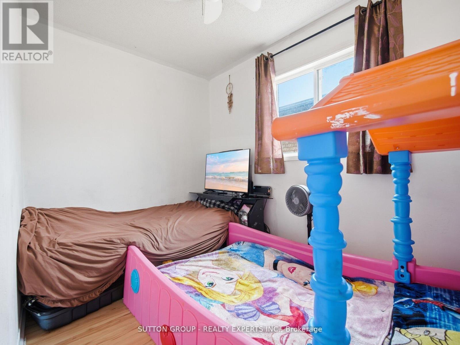45 Ridgefield Court, Brampton, ON - Indoor Photo Showing Bedroom