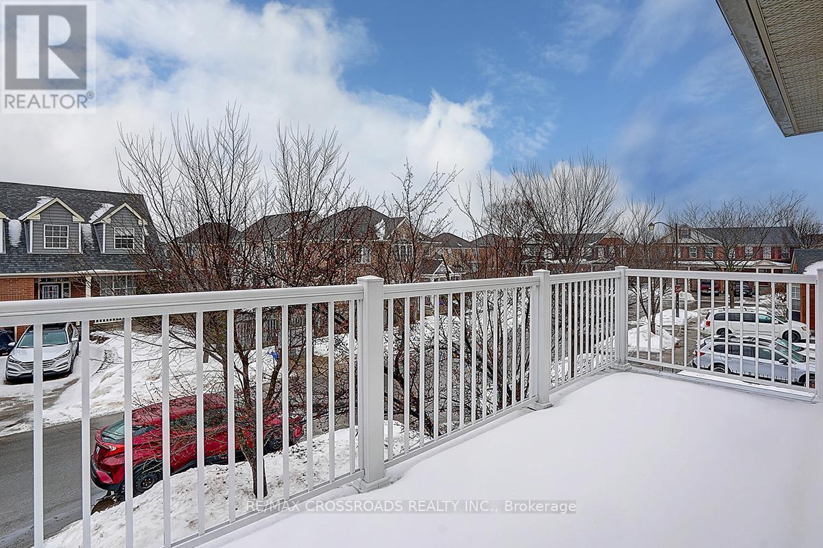 597 Caverhill Crescent, Milton, ON - Outdoor
