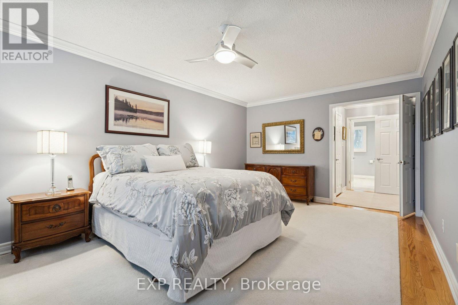 209 Nottingham Drive, Oakville, ON - Indoor Photo Showing Bedroom