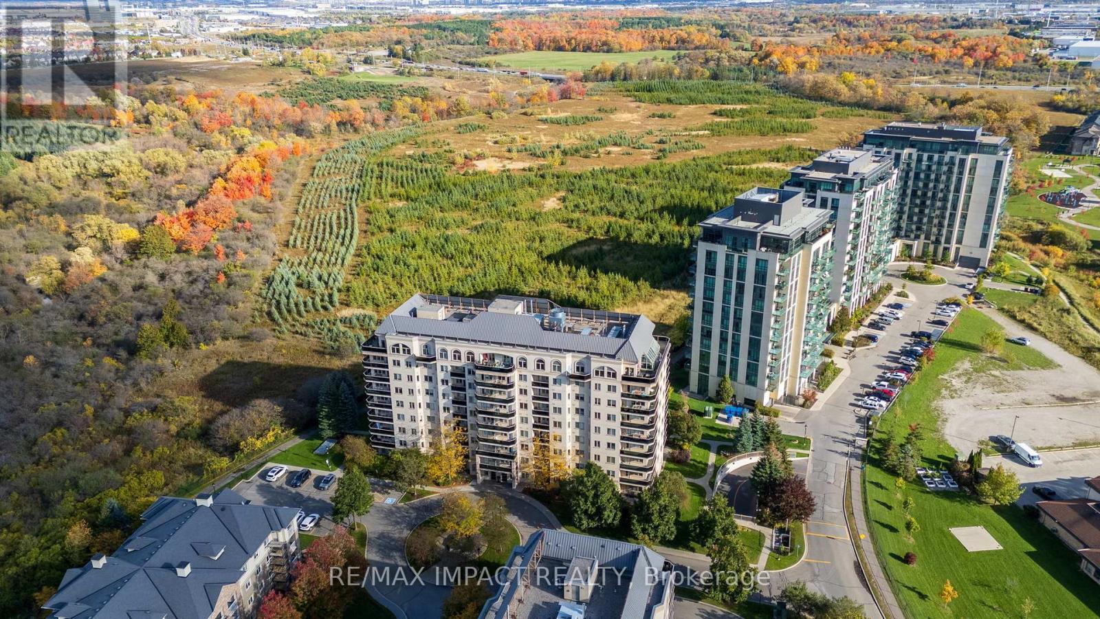 204 - 10 Dayspring Circle, Brampton, ON - Outdoor With View