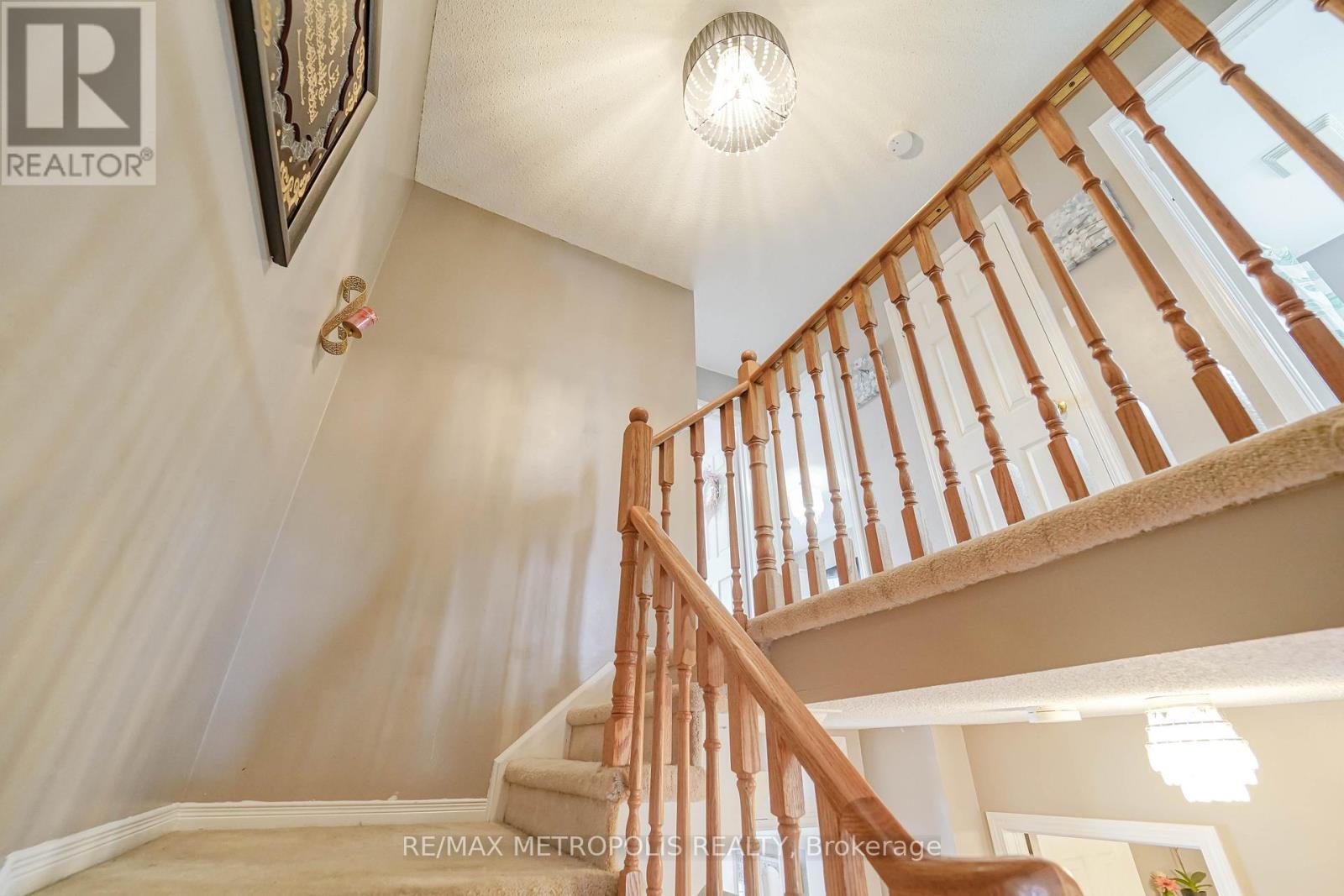 30 Todmorden Drive, Brampton, ON - Indoor Photo Showing Other Room